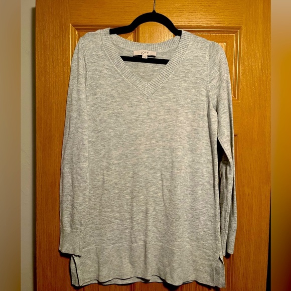 Loft Women's Size Small Gray Heathered Sweater - Picture 1 of 8